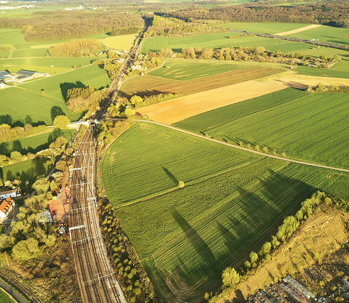 johny-goerend-IH1hexcFWDM-unsplash 1